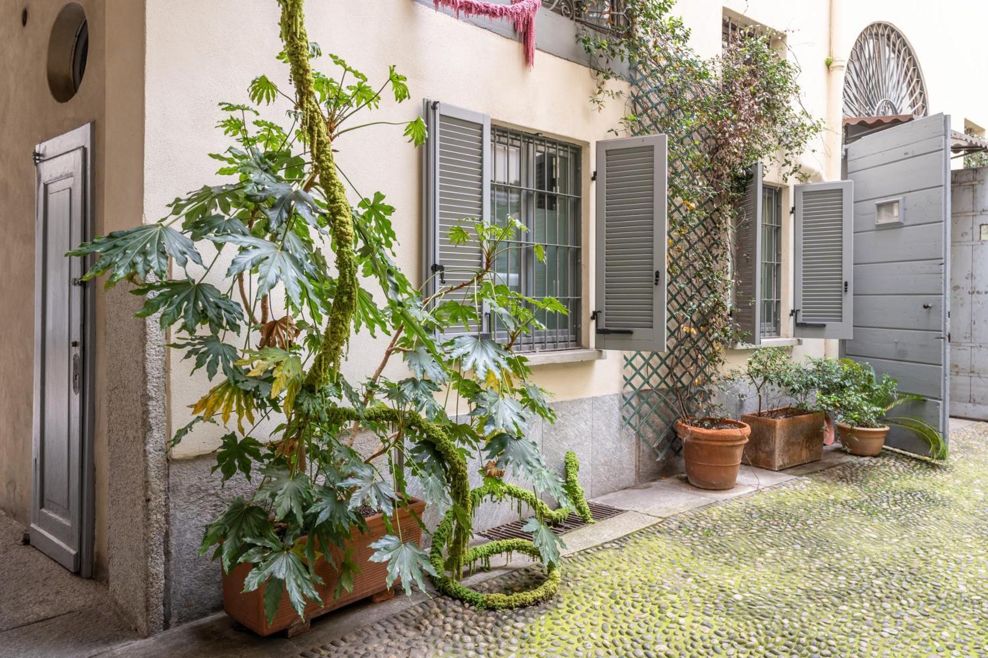 Nerino House, Elegante E Tranquillo Appartamento A 5 Minuti Dal Duomo Milán Exterior foto